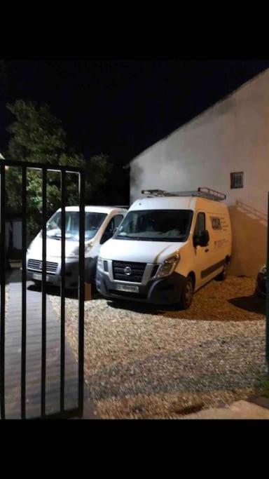 Logement Appartement Bourget Le Bourget Zewnętrze zdjęcie